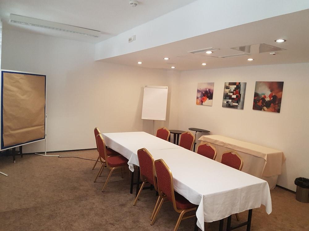 Grand Palace Hotel Hannover Luaran gambar